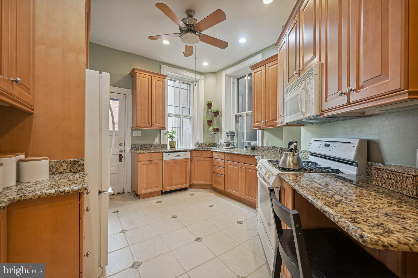 1839 Ontario PLACE NW