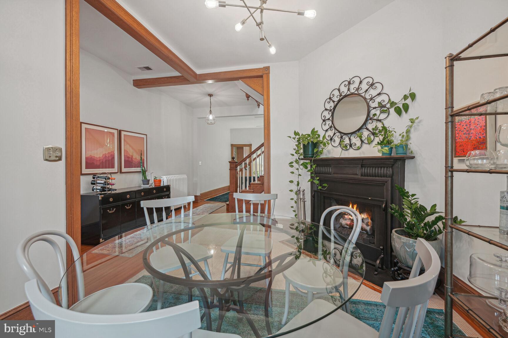 1839 Ontario PLACE NW