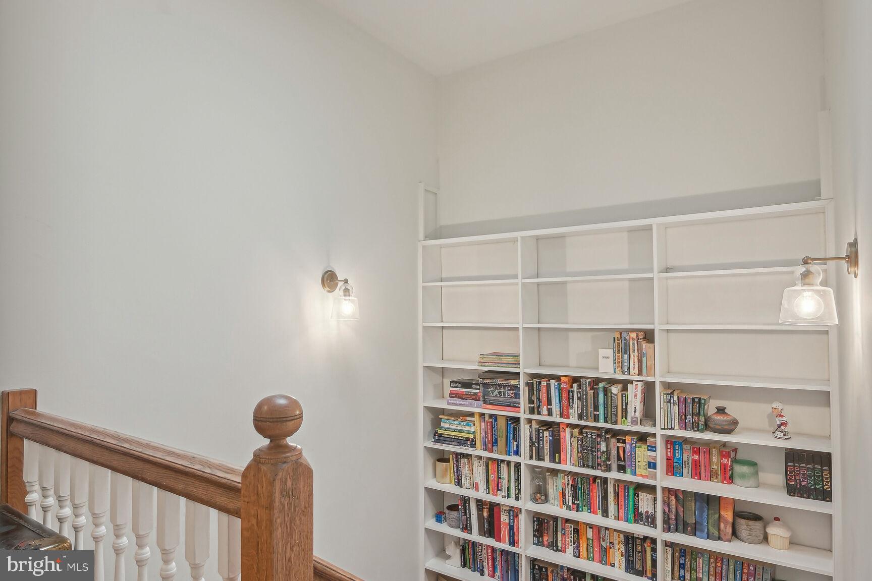 1839 Ontario PLACE NW