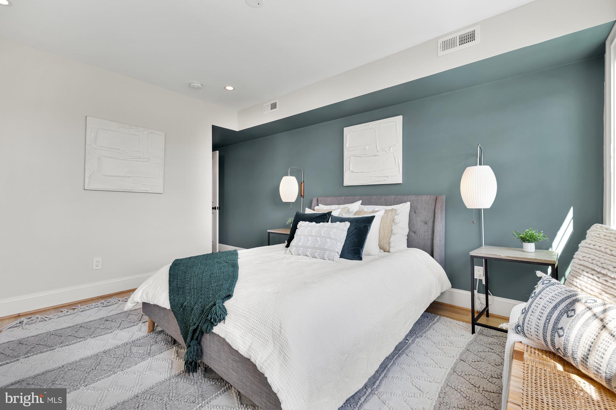 1427 5TH STREET NW Unit: 3