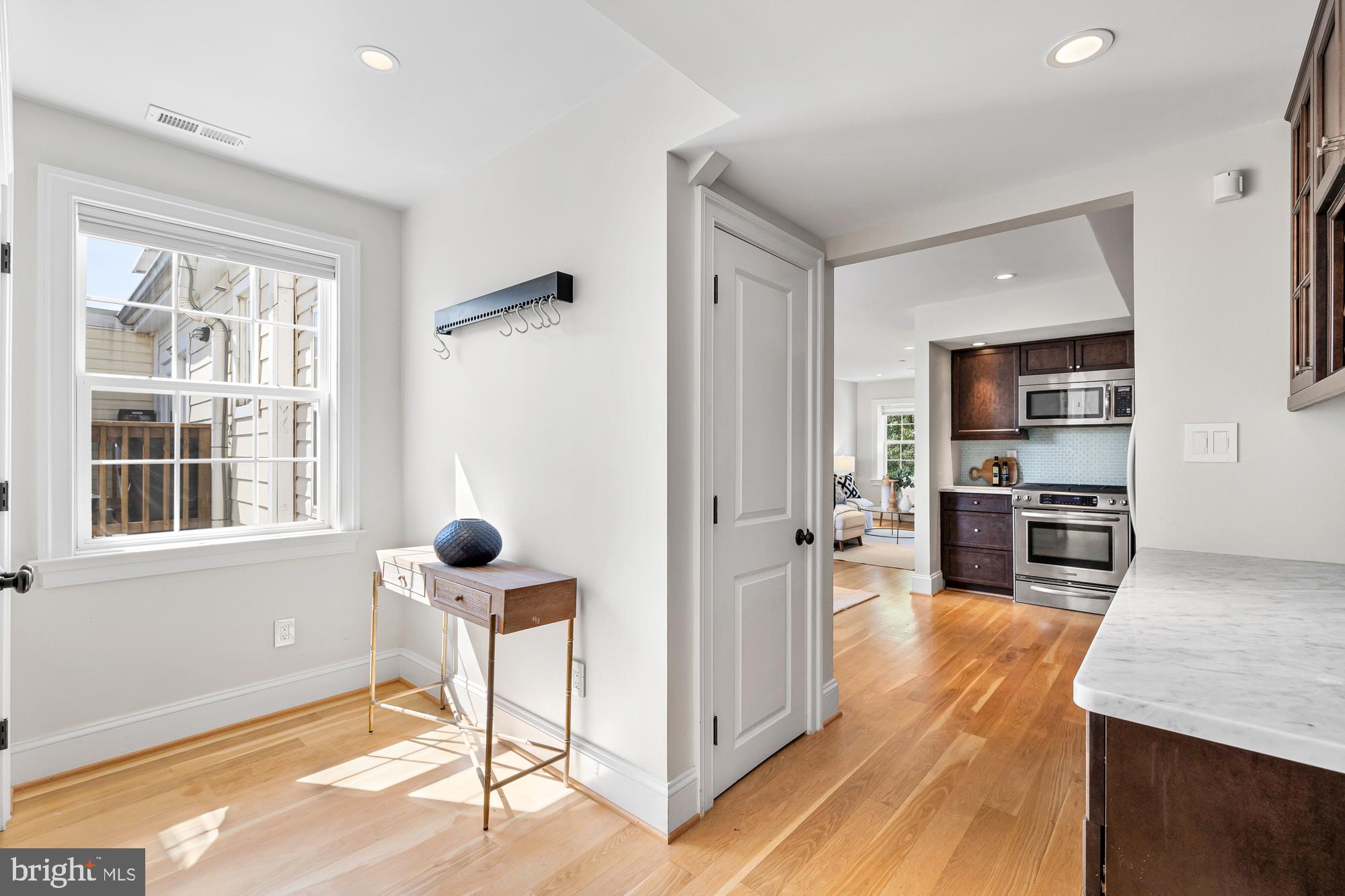 1427 5TH STREET NW Unit: 3