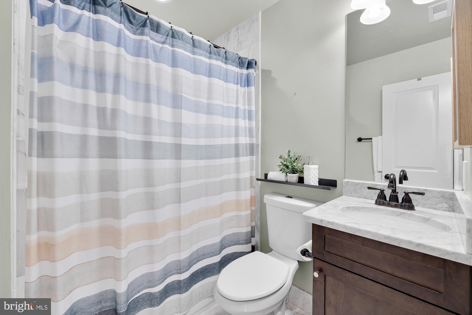 1427 5TH STREET NW Unit: 3