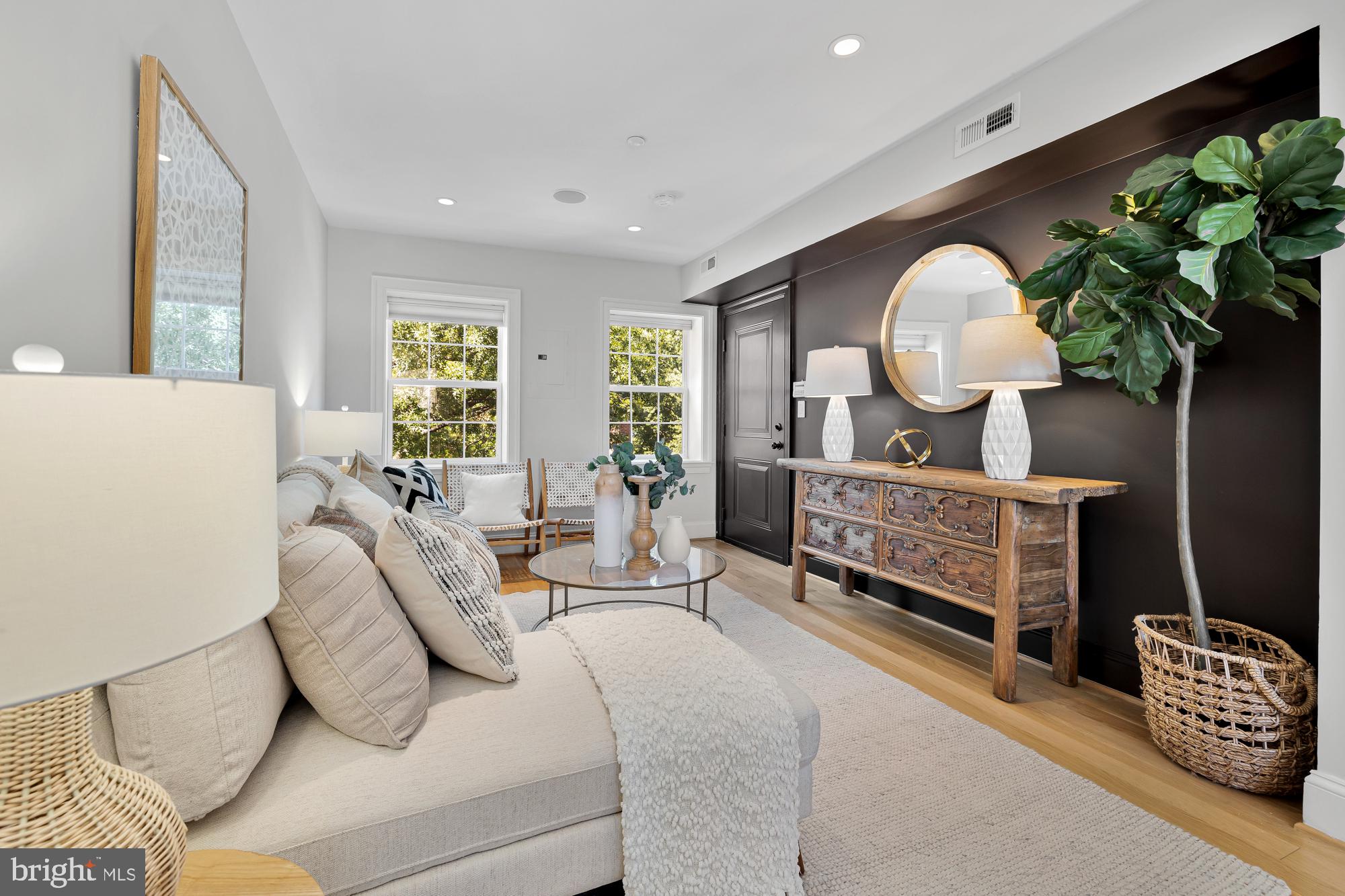 1427 5TH STREET NW Unit: 3