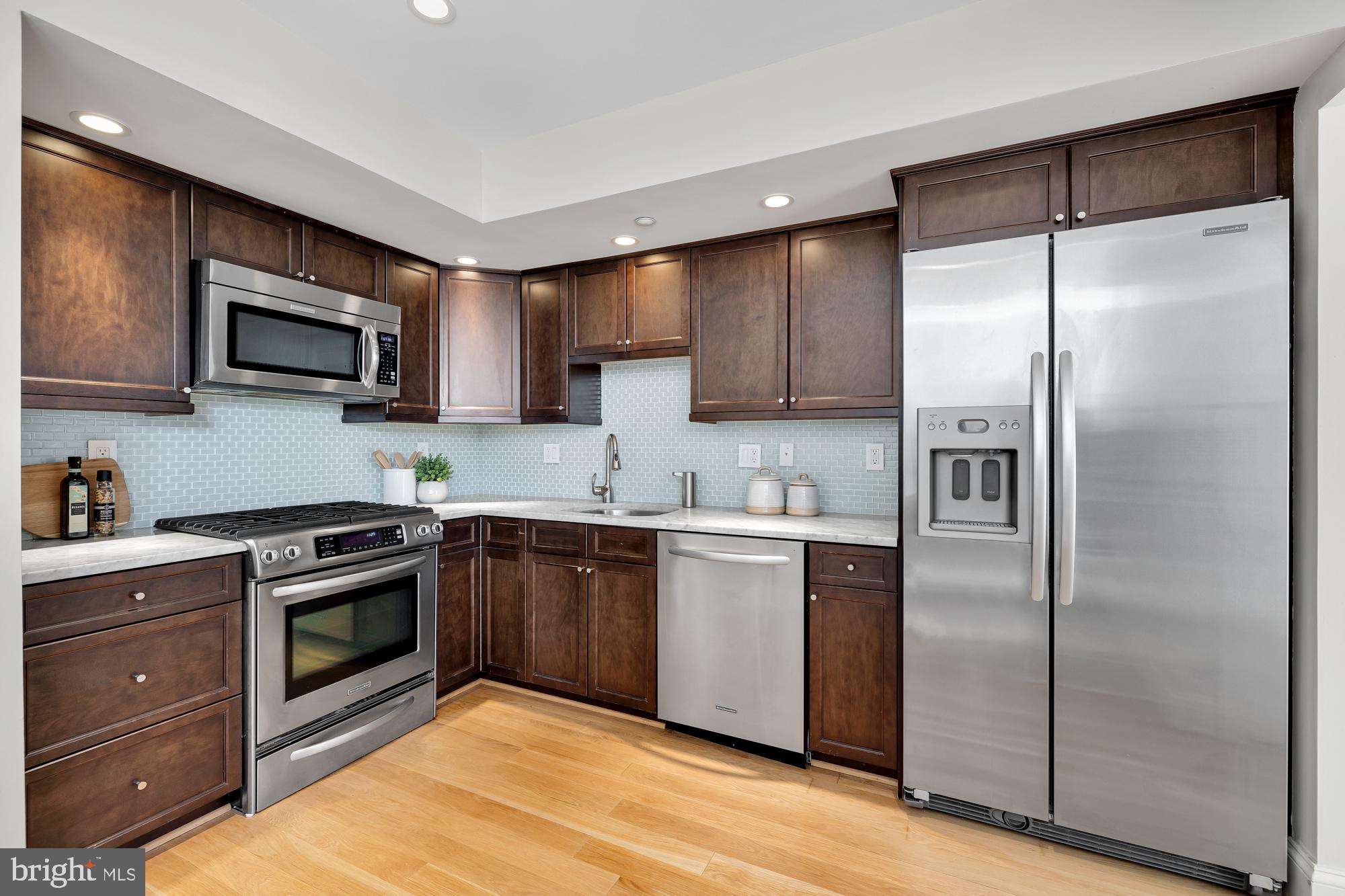 1427 5TH STREET NW Unit: 3