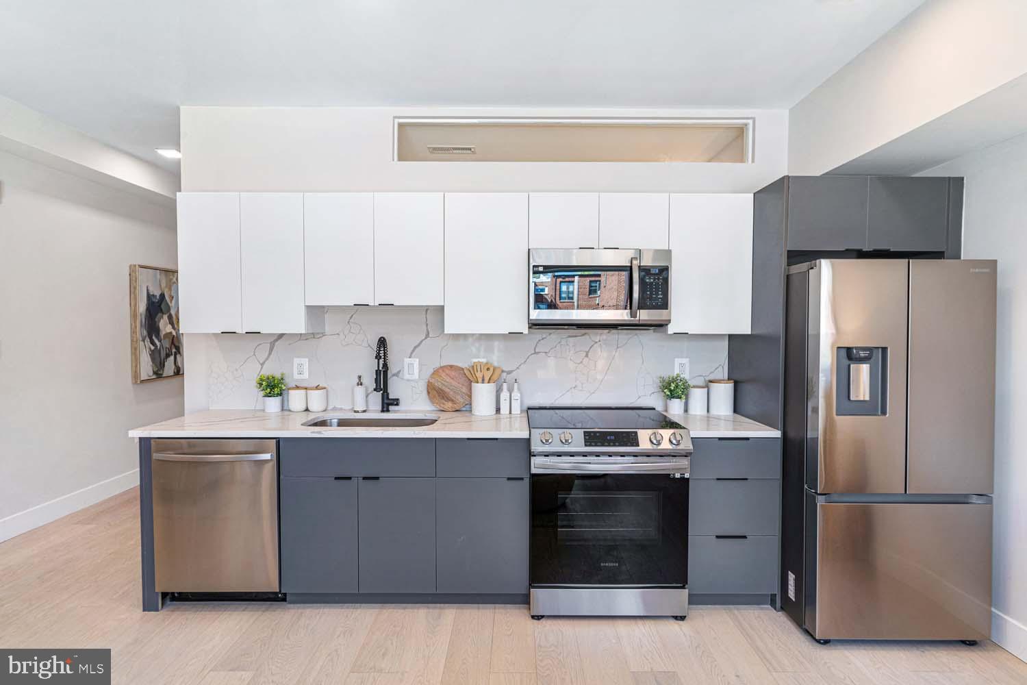 1431 Clifton STREET NW Unit: UNIT 4