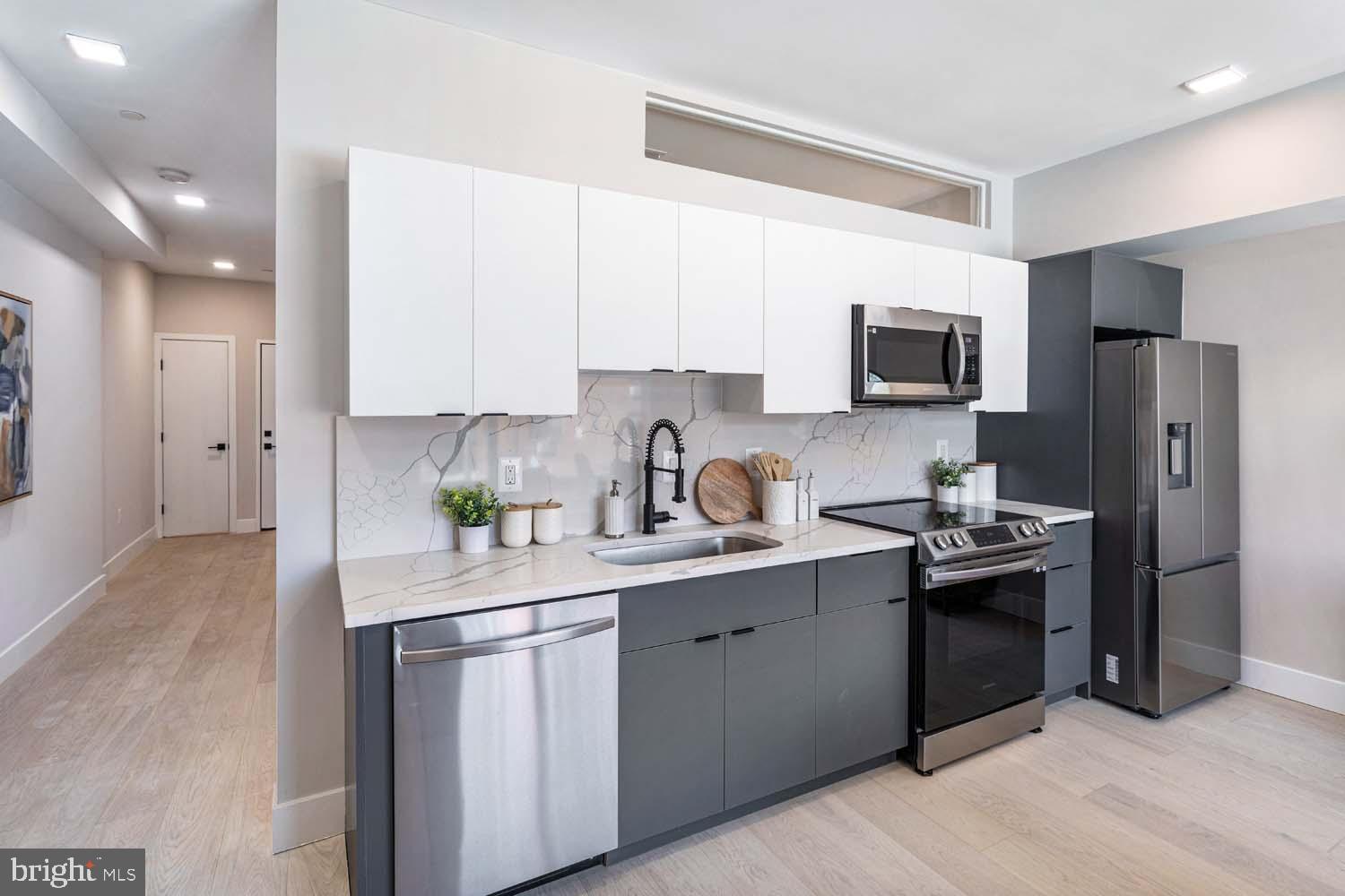 1431 Clifton STREET NW Unit: UNIT 4