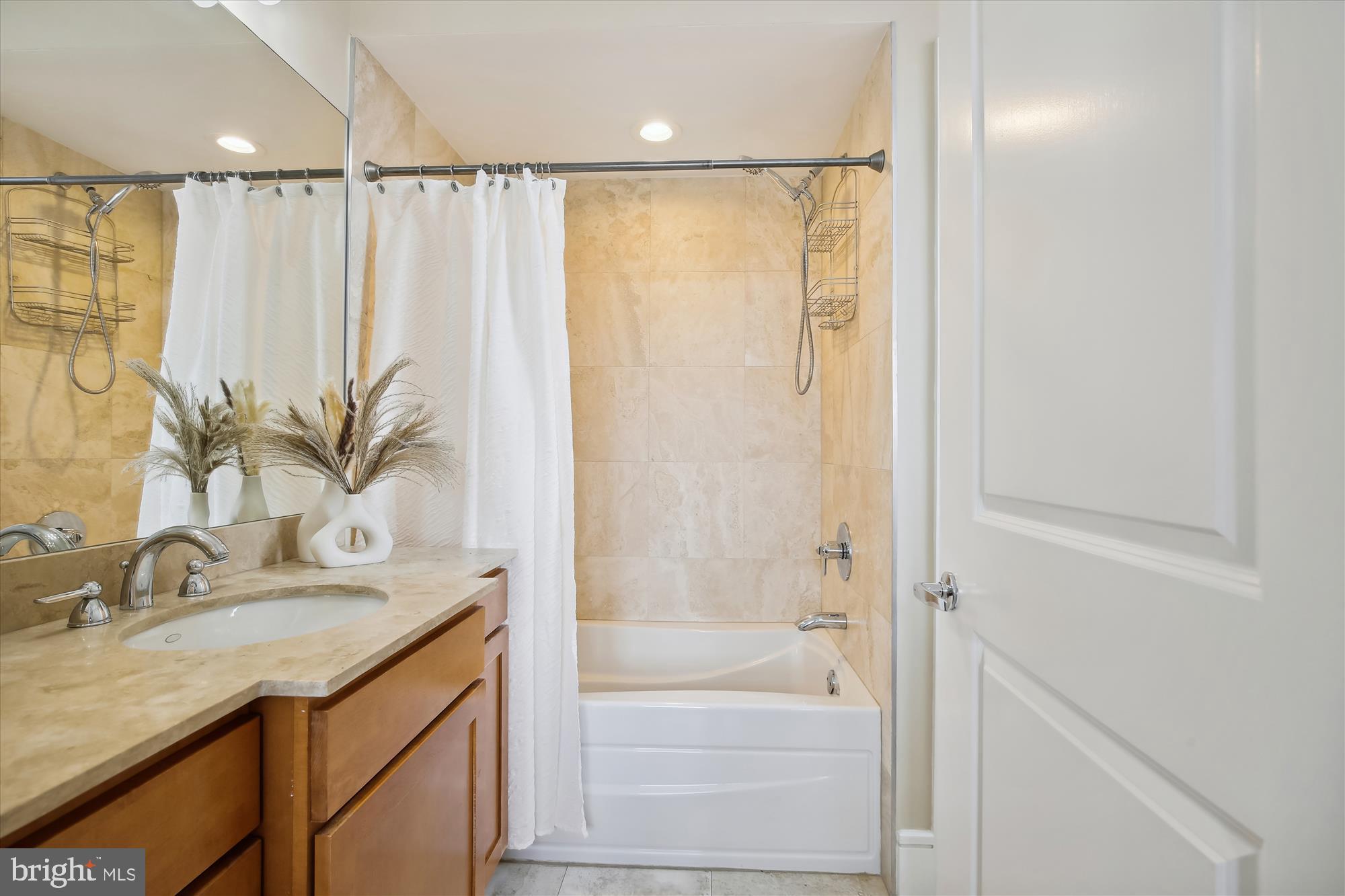 1654 Euclid STREET NW Unit: 301