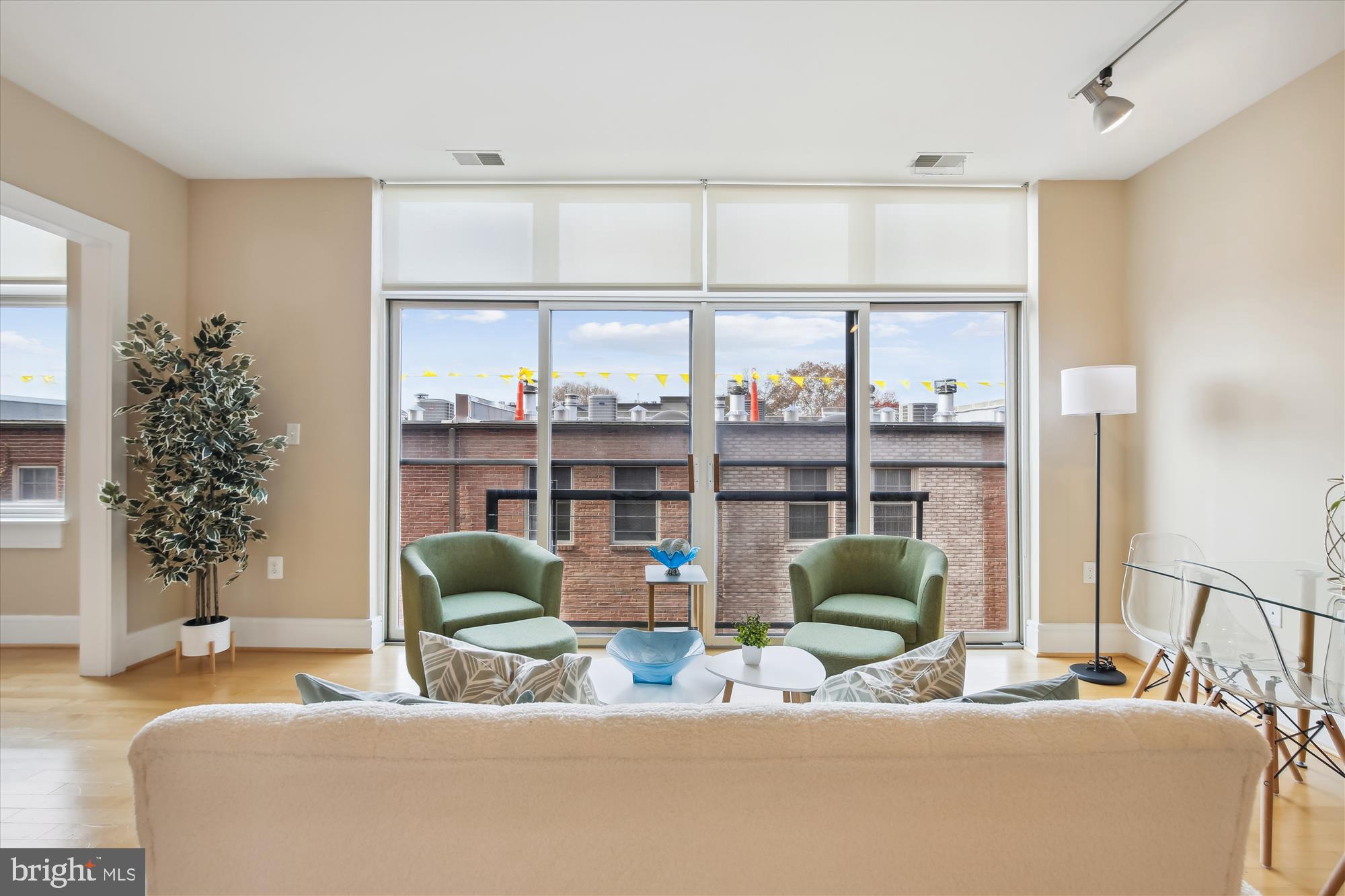 1654 Euclid STREET NW Unit: 301
