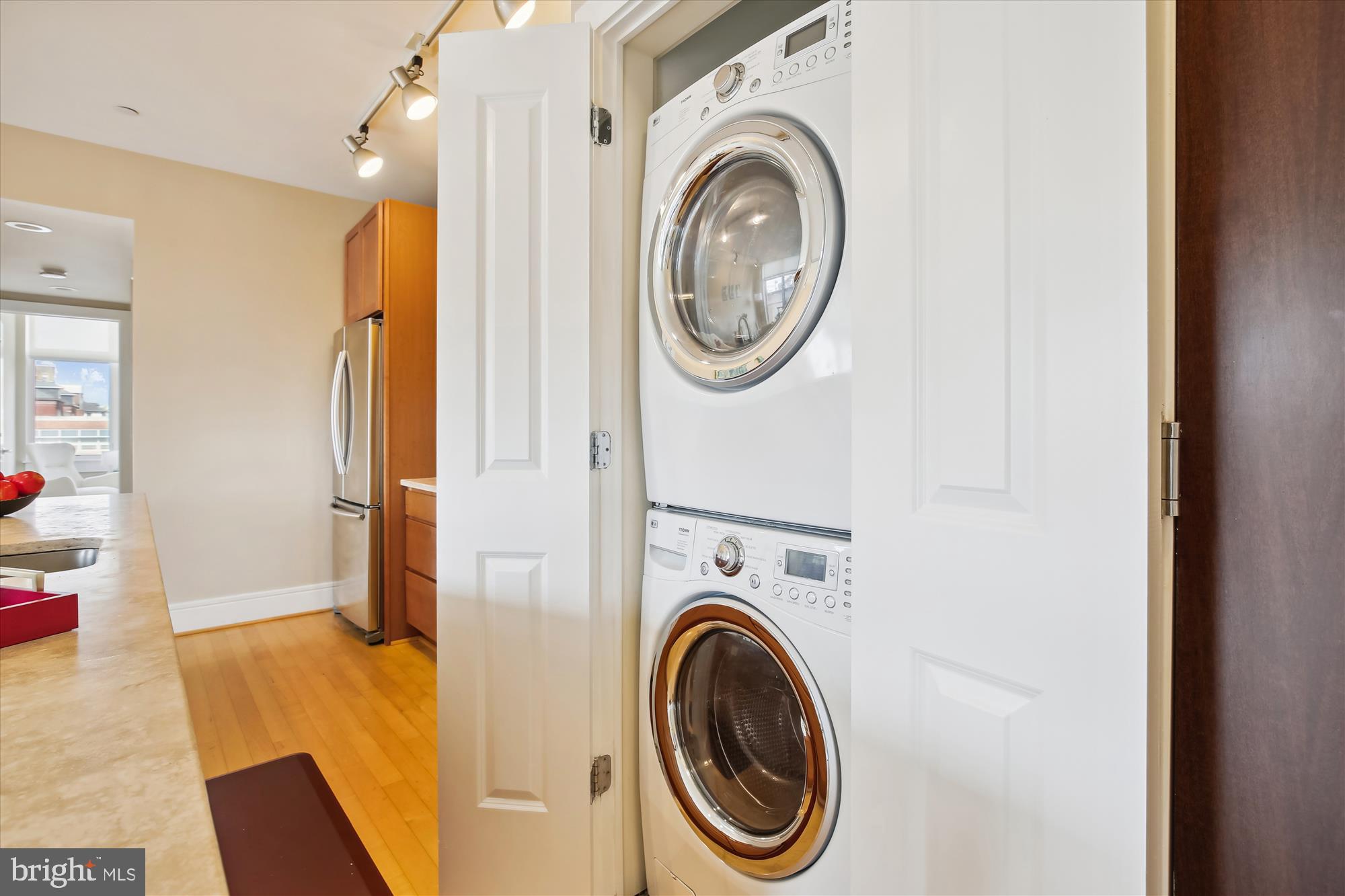 1654 Euclid STREET NW Unit: 301