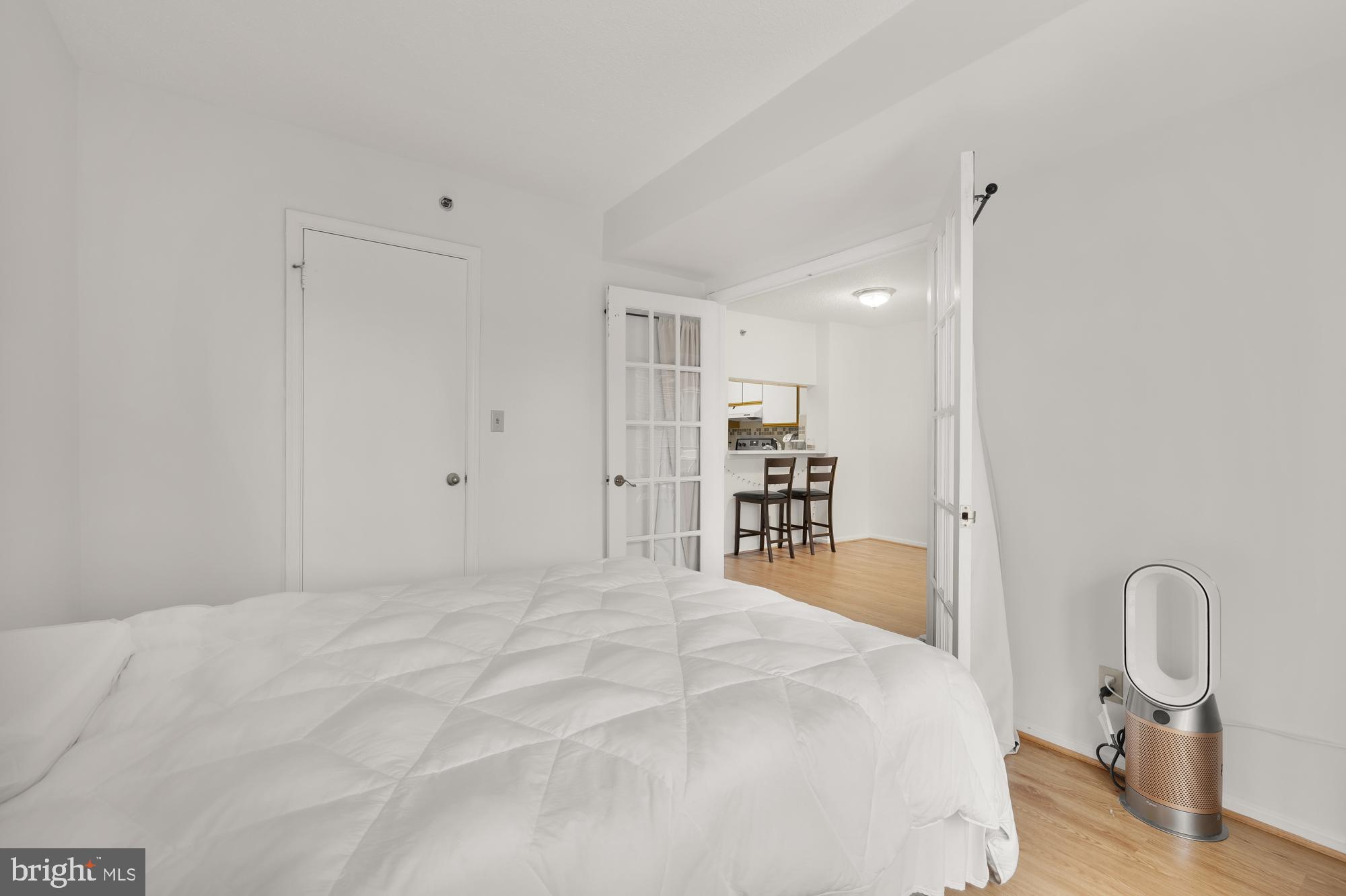 1401 17th Street NW Unit: 307