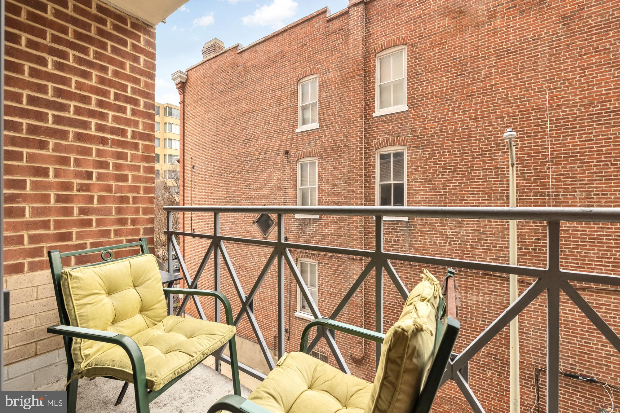 1401 17th Street NW Unit: 307