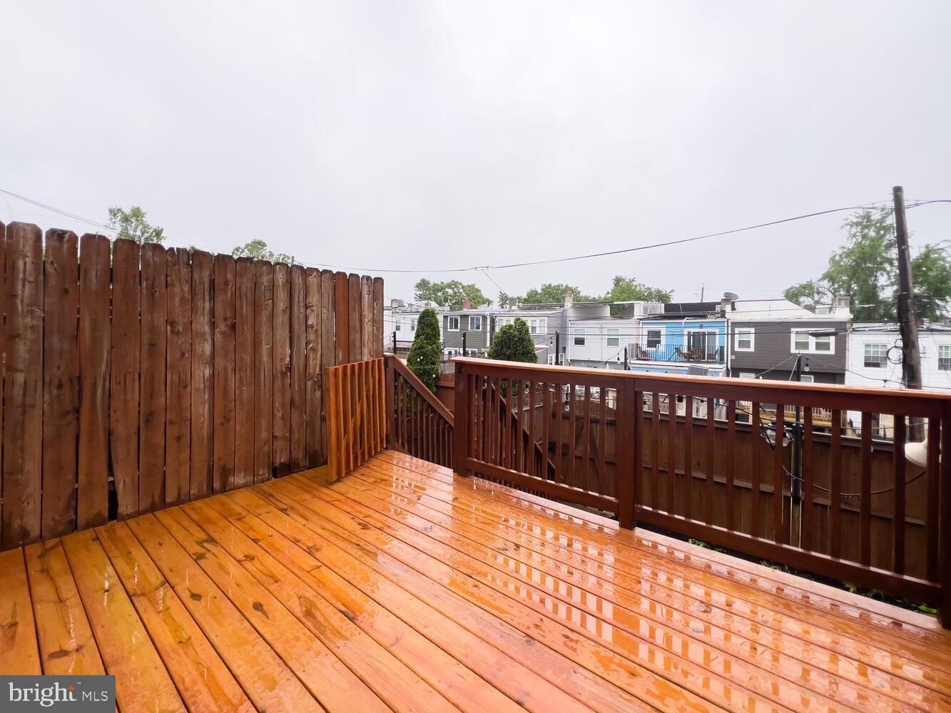 914 Emerson St NW