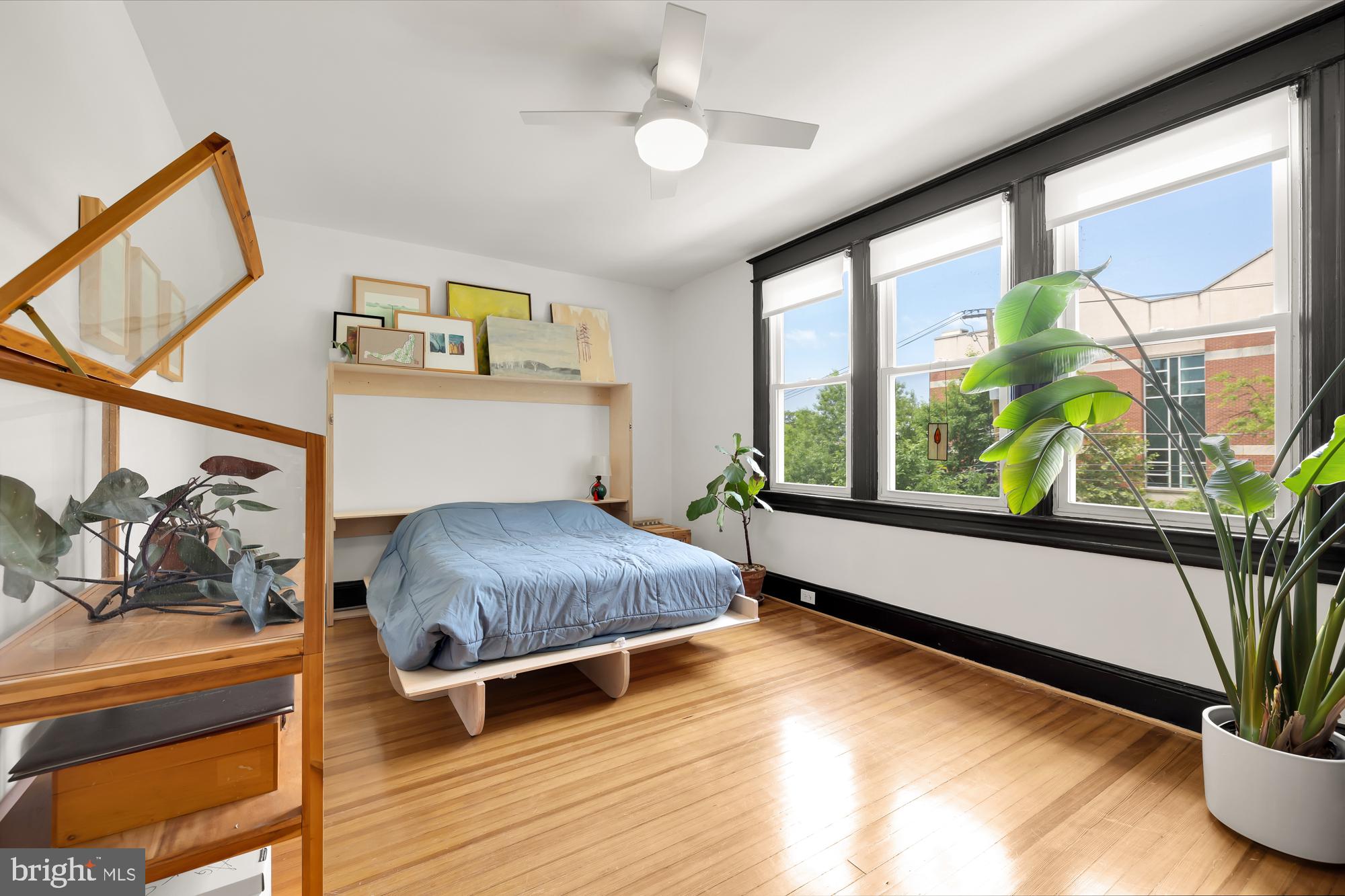 414 Crittenden St NW