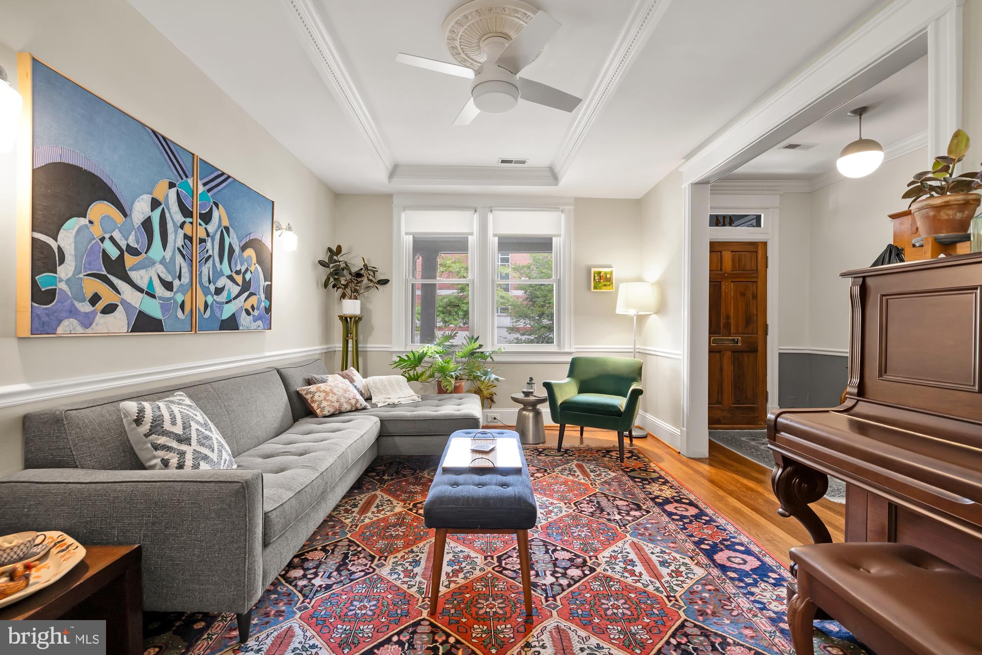 414 Crittenden St NW