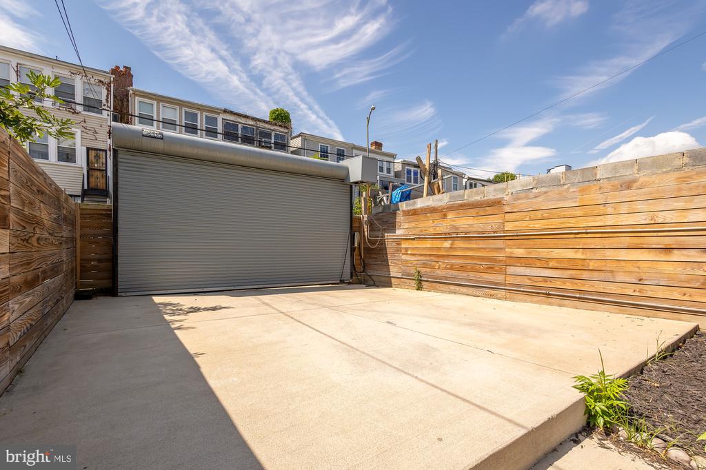 432 Emerson St NW