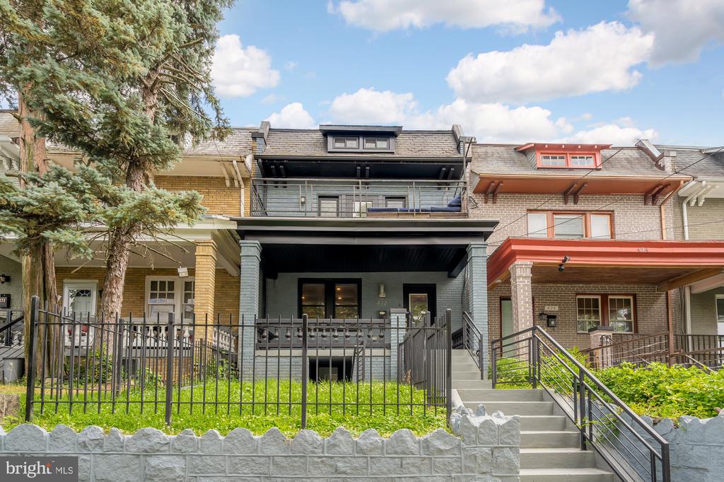 432 Emerson St NW