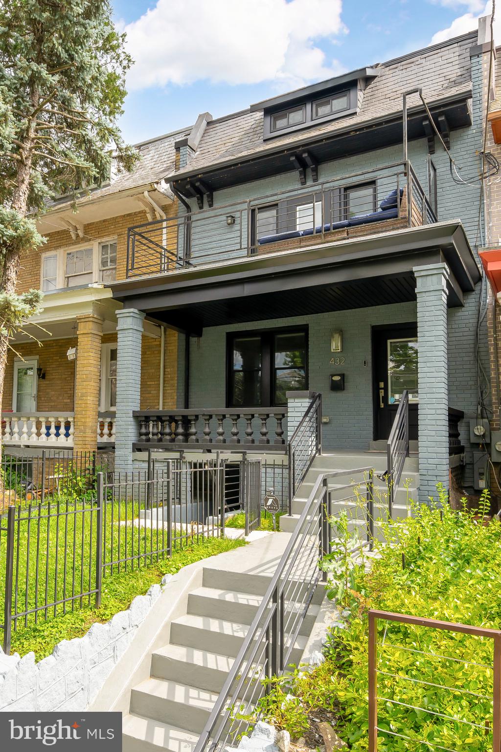 432 Emerson St NW