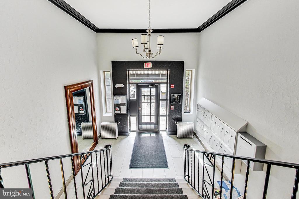 1441 EUCLID ST NW #105