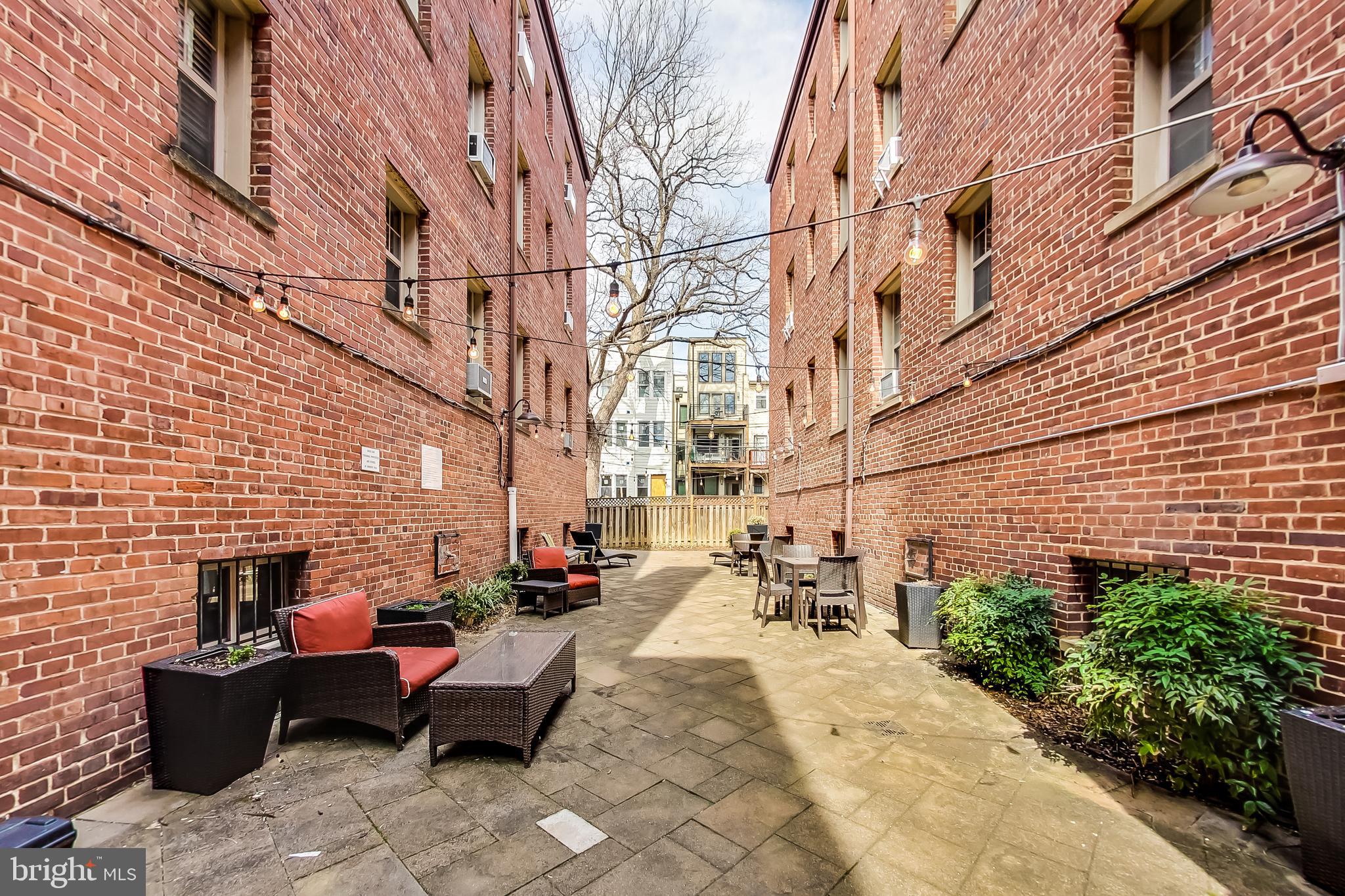 1441 EUCLID ST NW #105