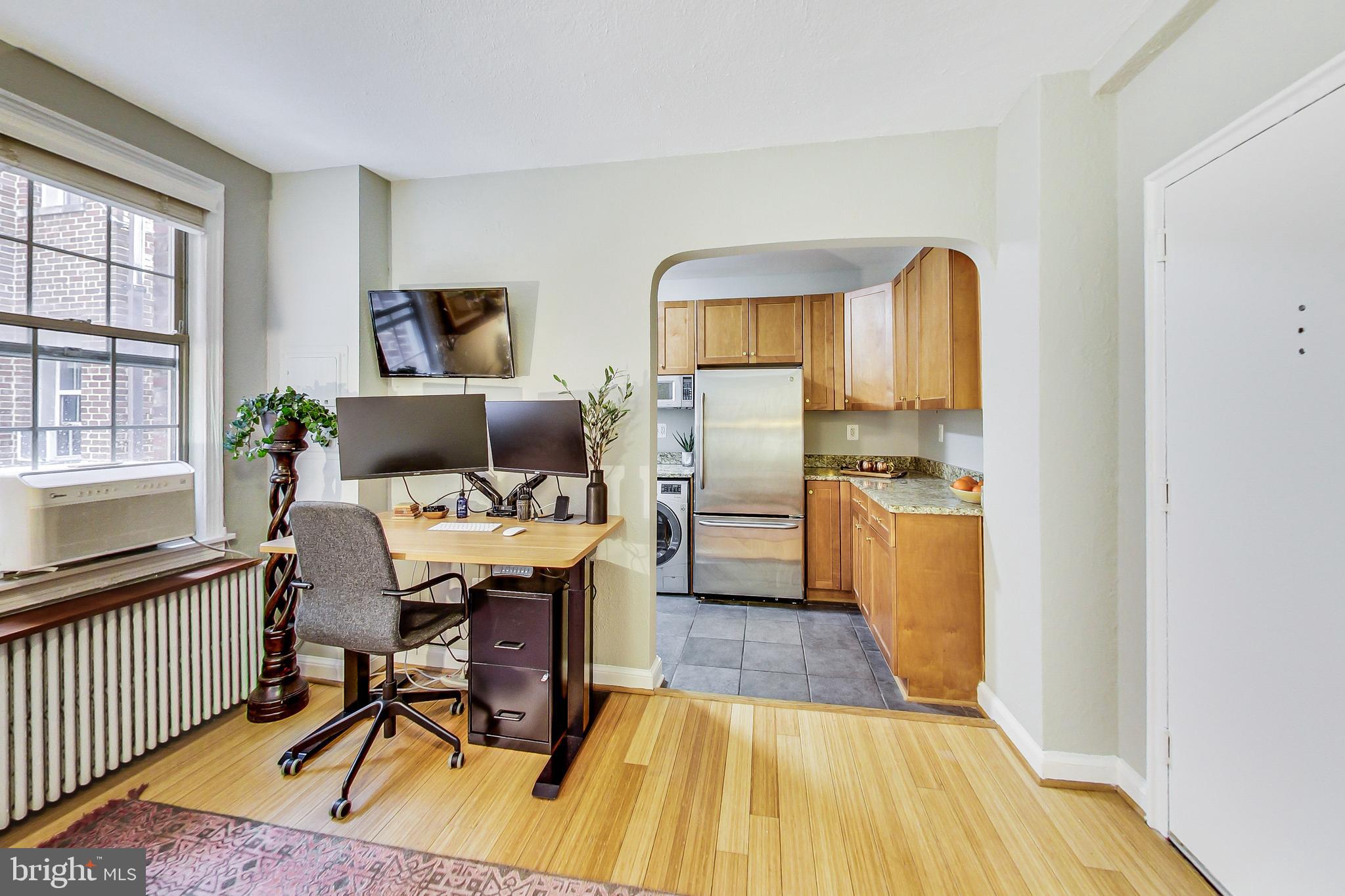 1441 EUCLID ST NW #105