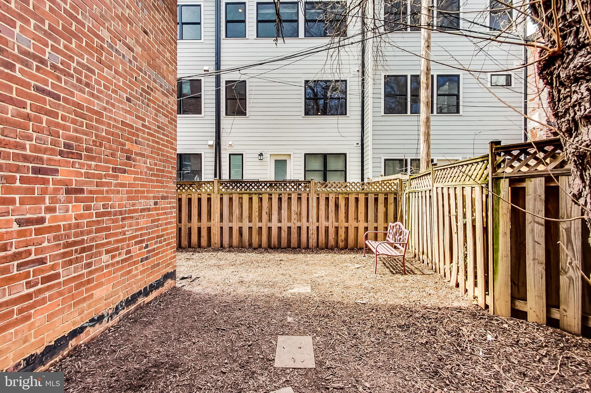 1441 EUCLID ST NW #105