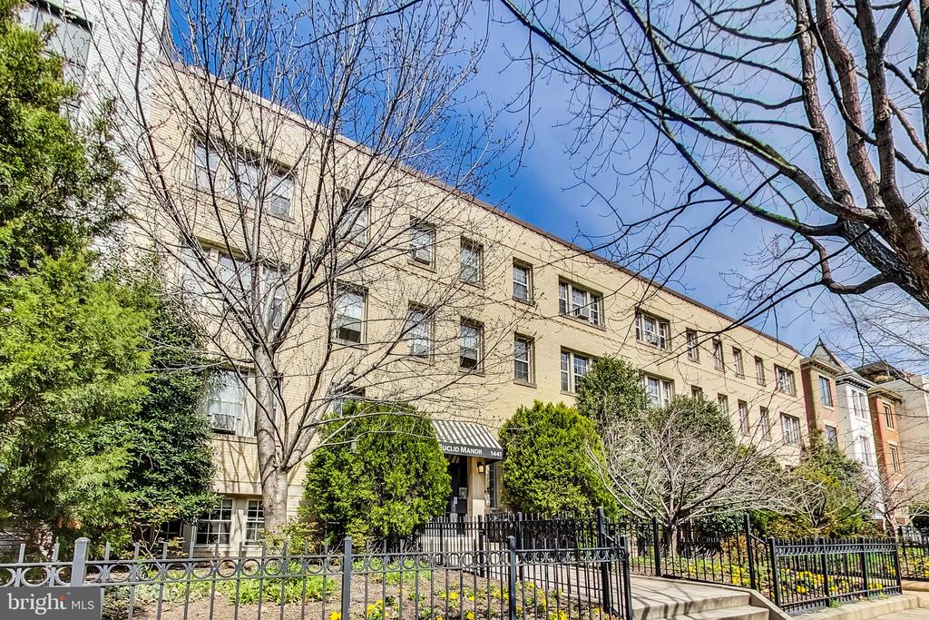 1441 EUCLID ST NW #105
