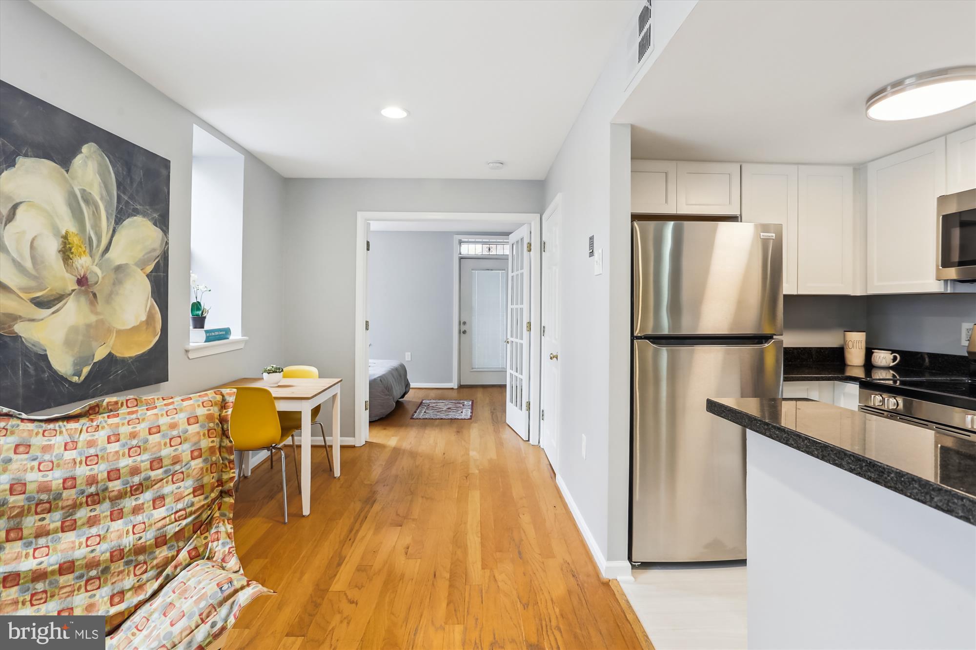1436 Meridian Pl NW #105