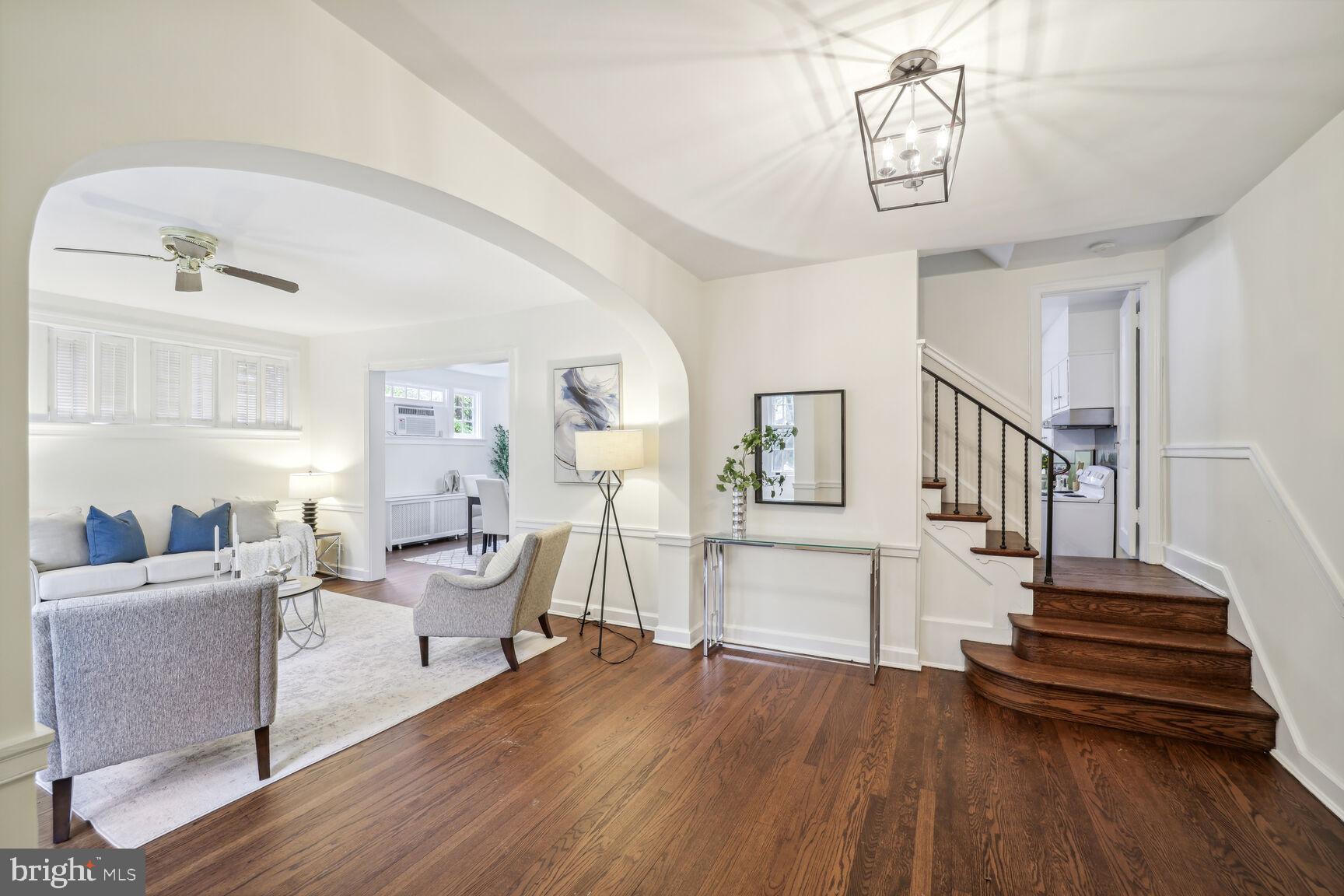 4451 Greenwich Pkwy NW