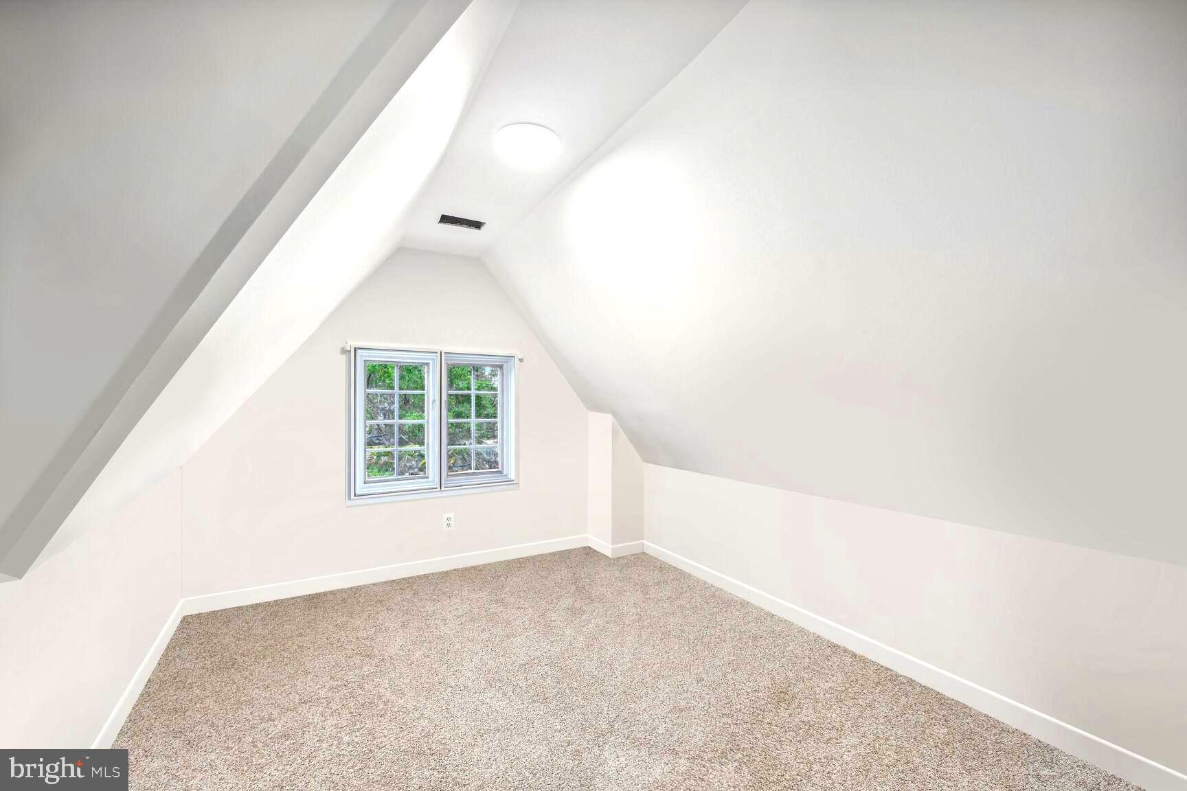 4451 Greenwich Pkwy NW