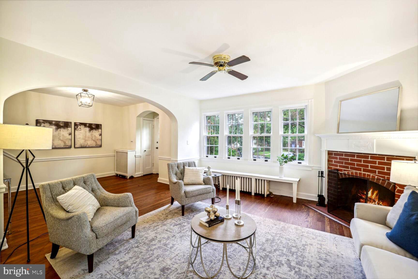 4451 Greenwich Pkwy NW