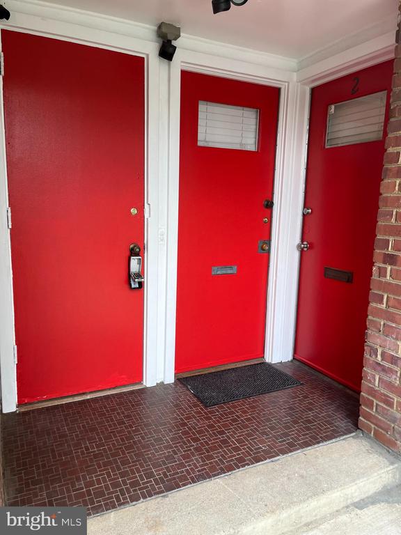 115 Victor St NE