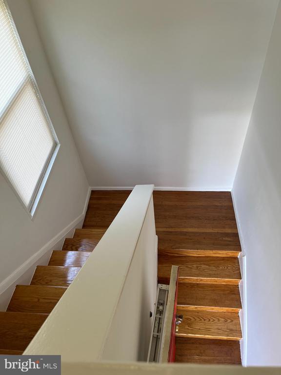 115 Victor St NE