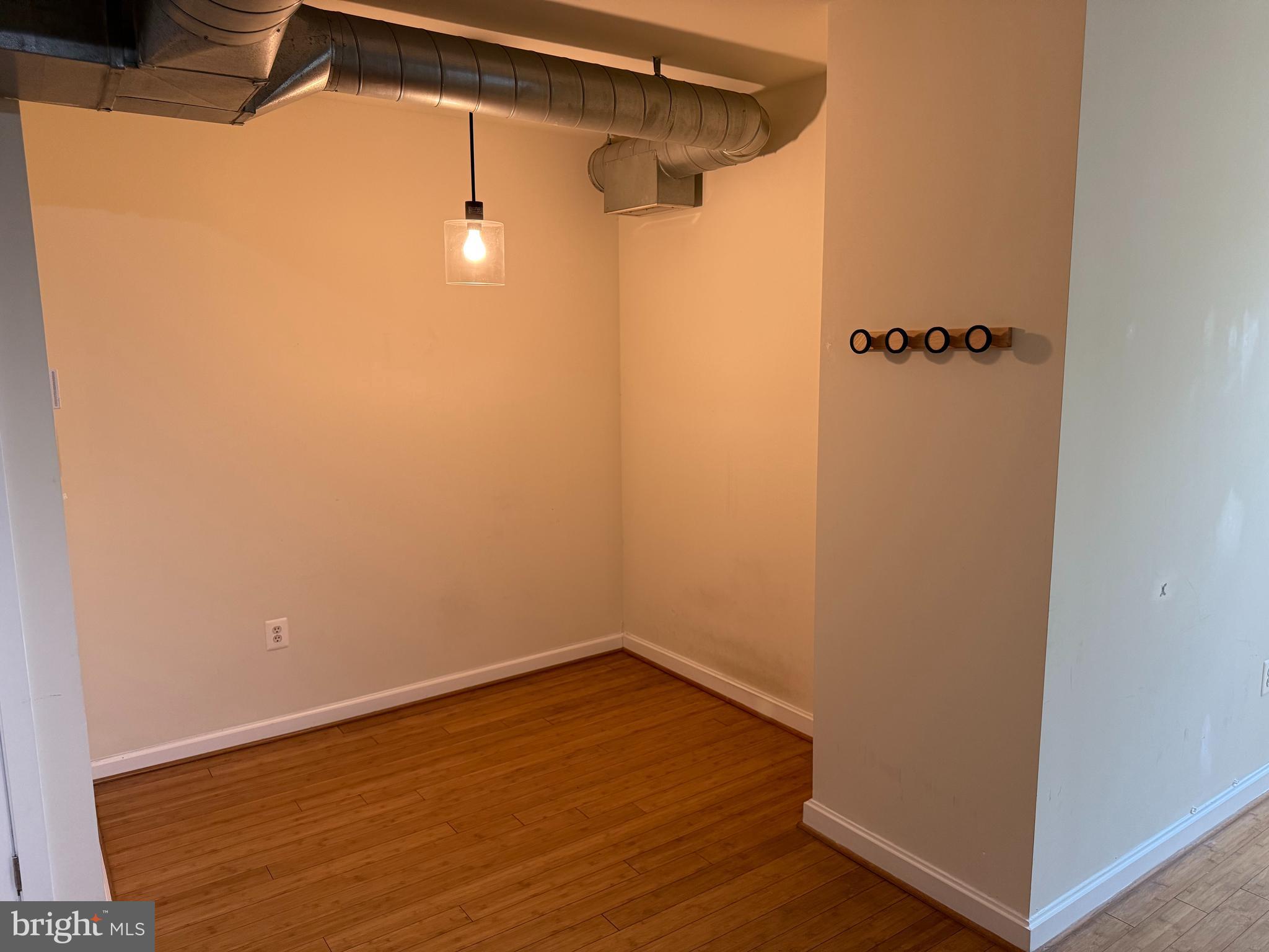 1390 V ST NW #114