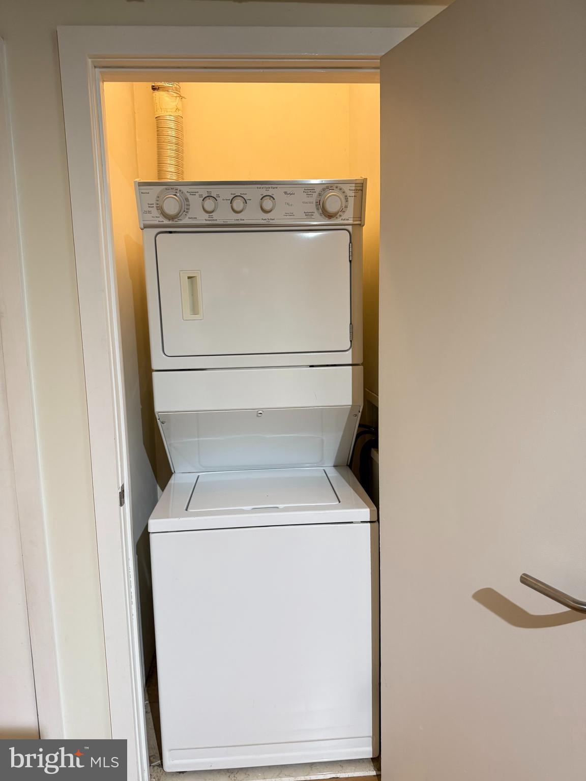 1390 V ST NW #114