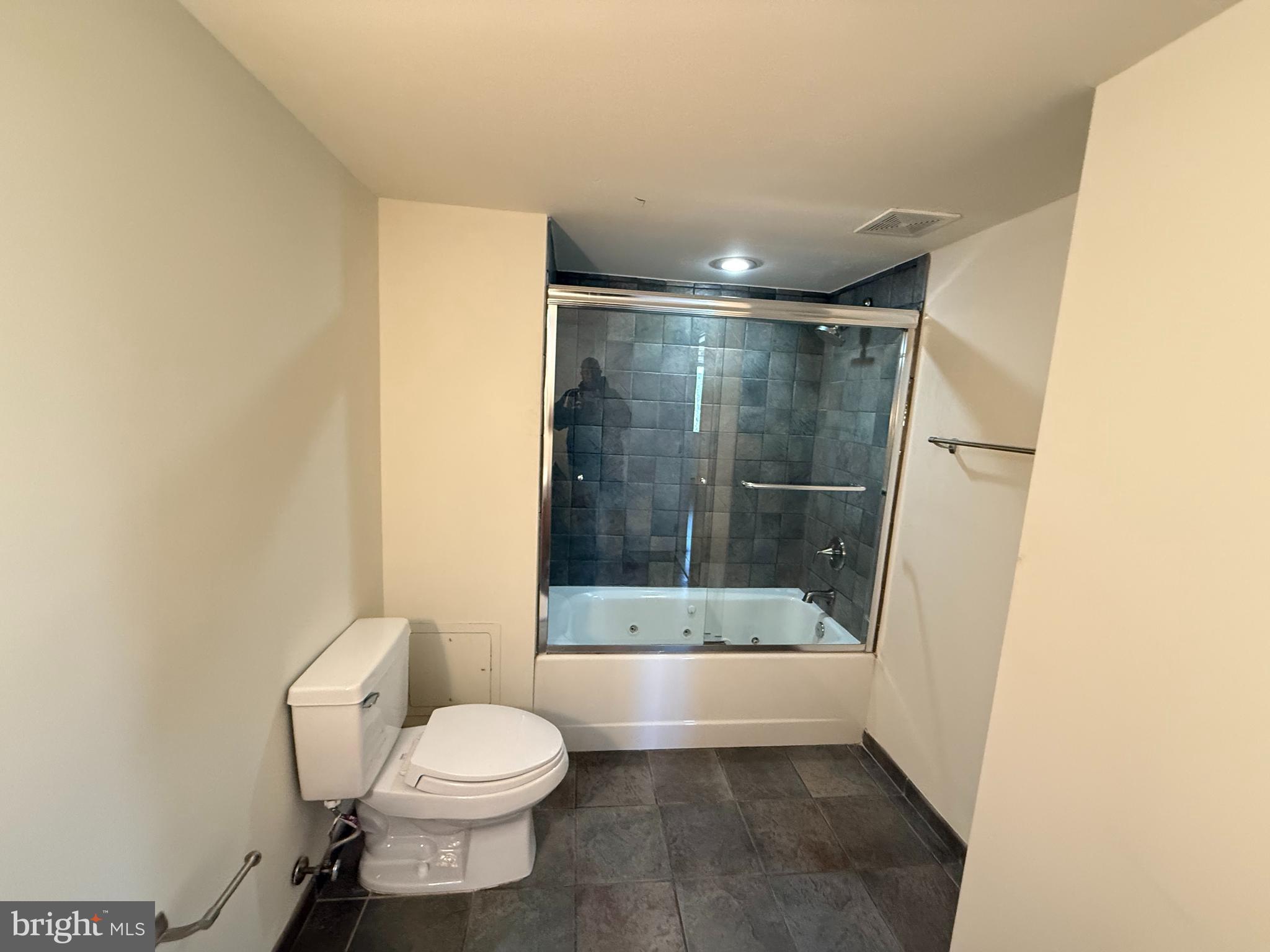 1390 V ST NW #114