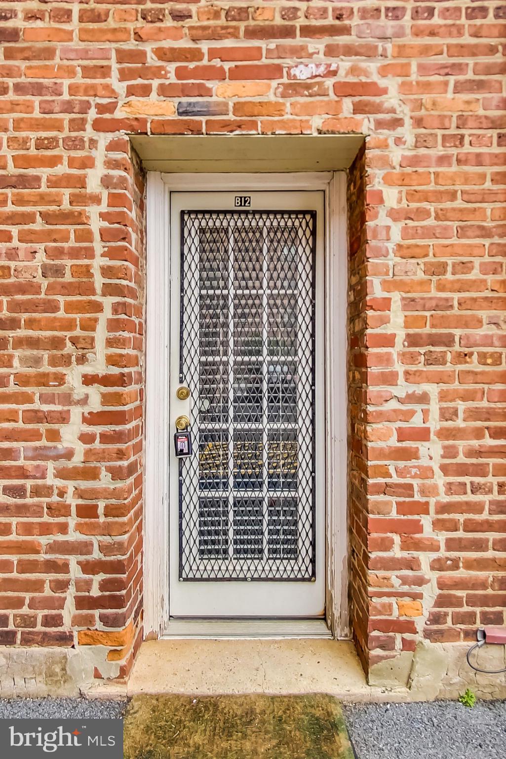 3100 Wisconsin Ave NW #B12