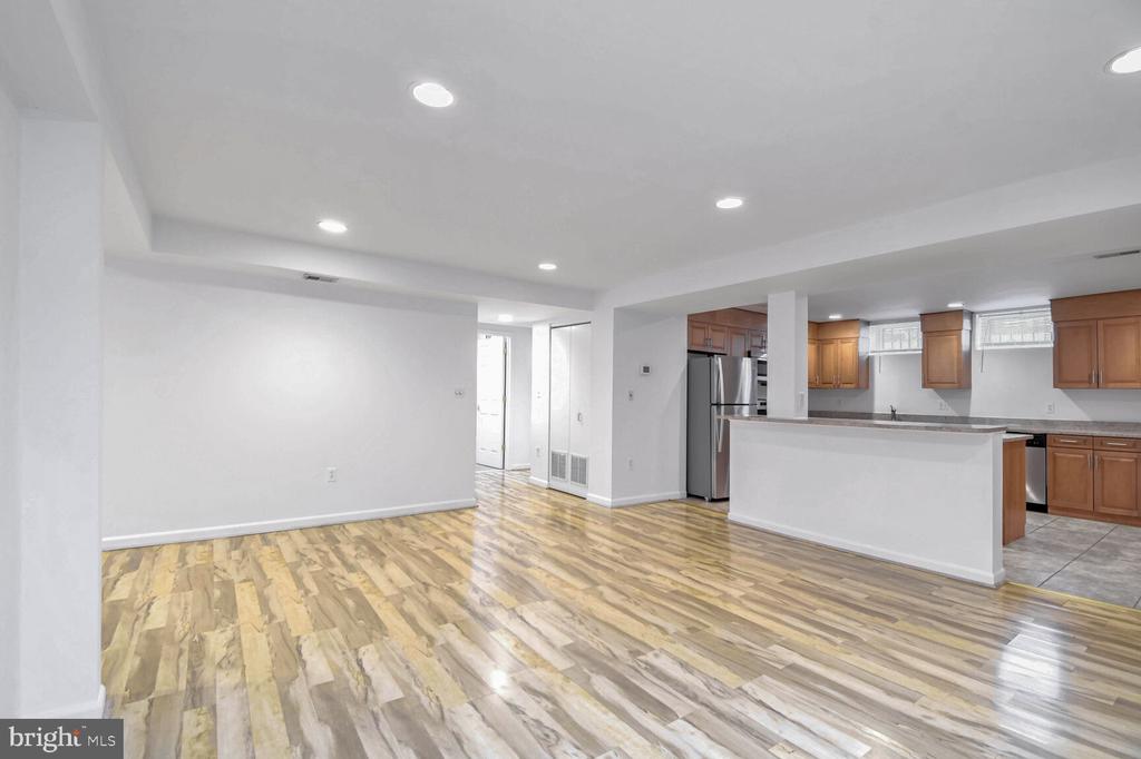 424 Q ST NW #B