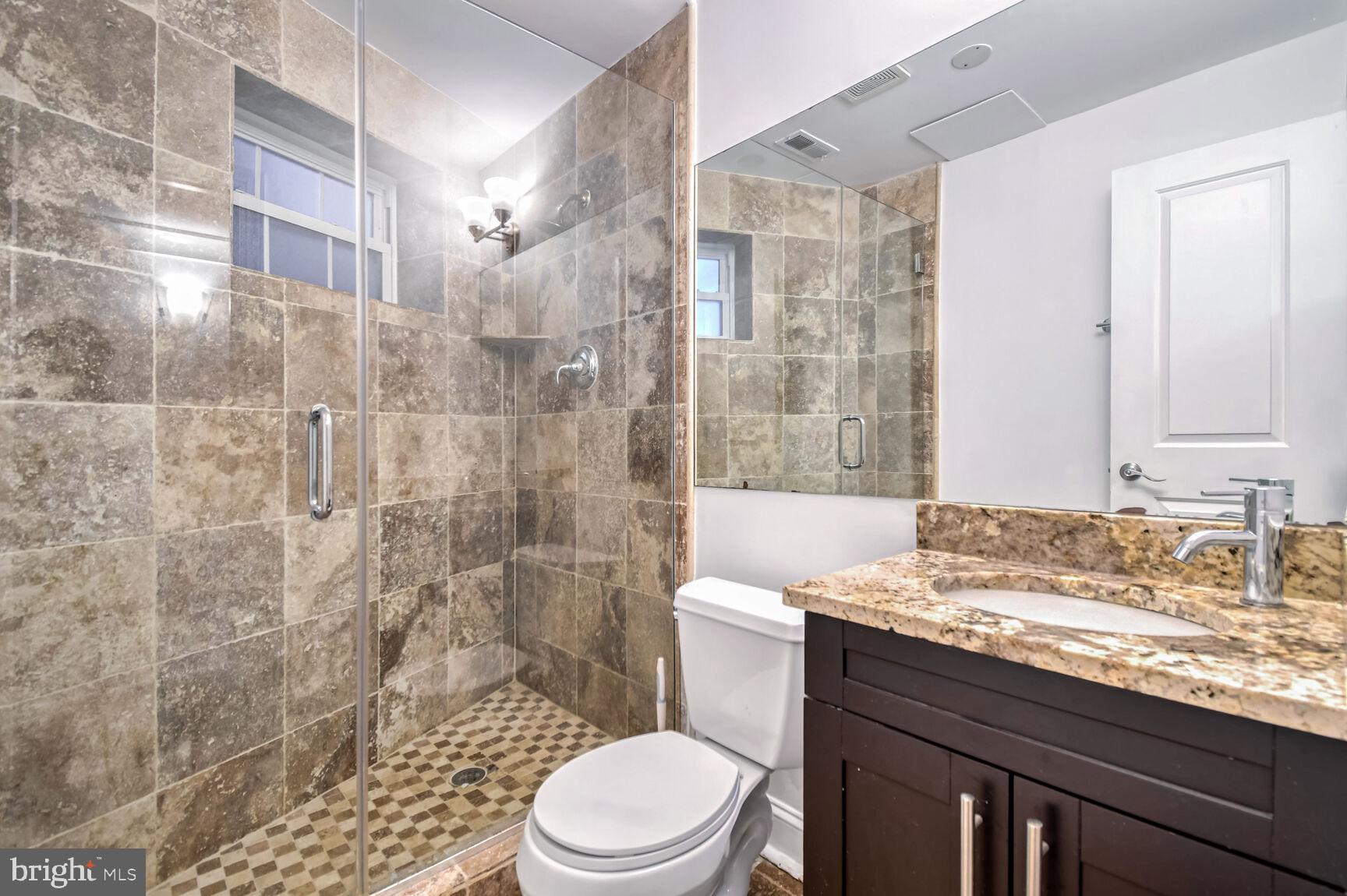 243 FLORIDA AVE NW #1
