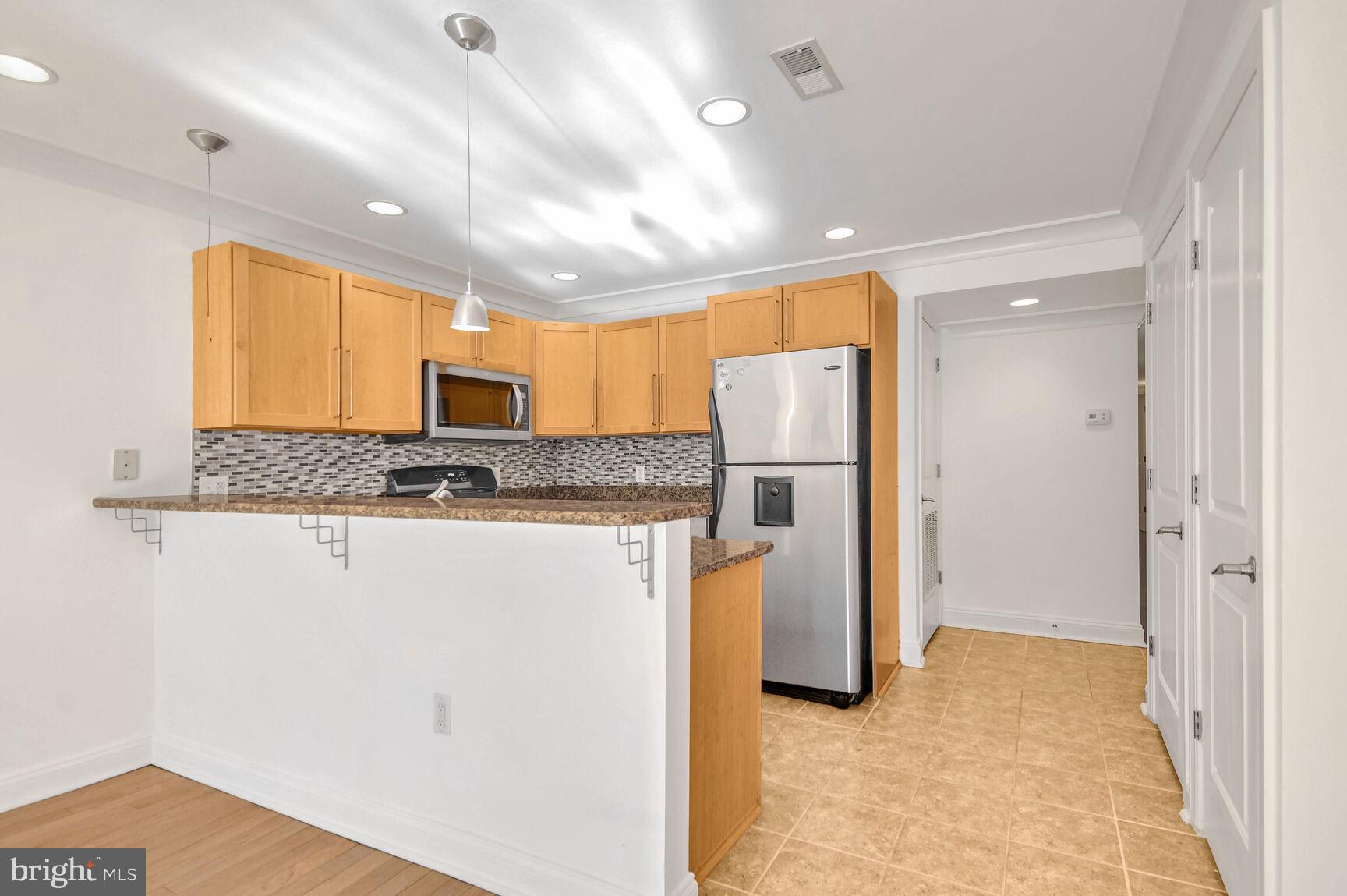 243 FLORIDA AVE NW #1