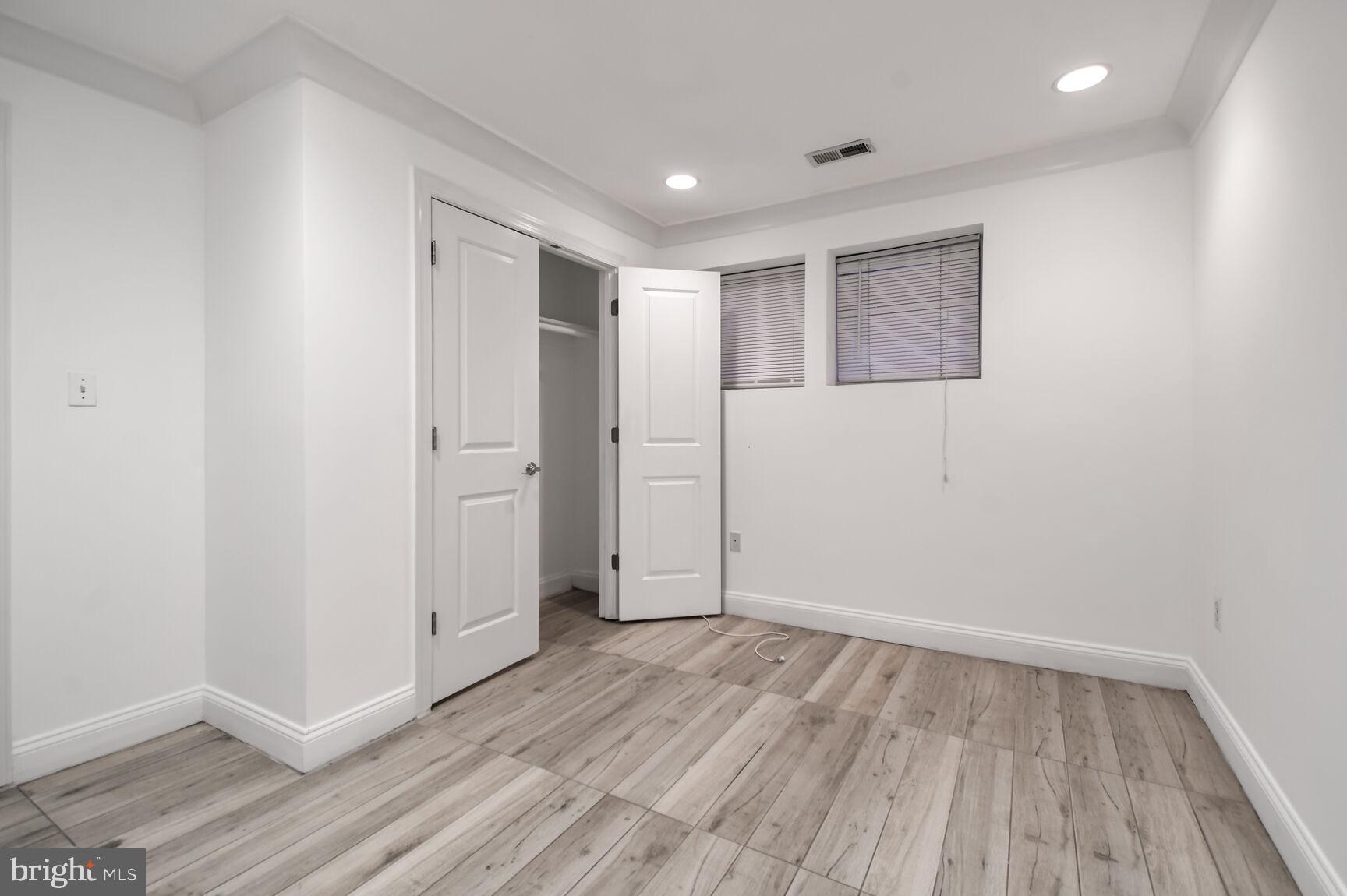 243 FLORIDA AVE NW #1
