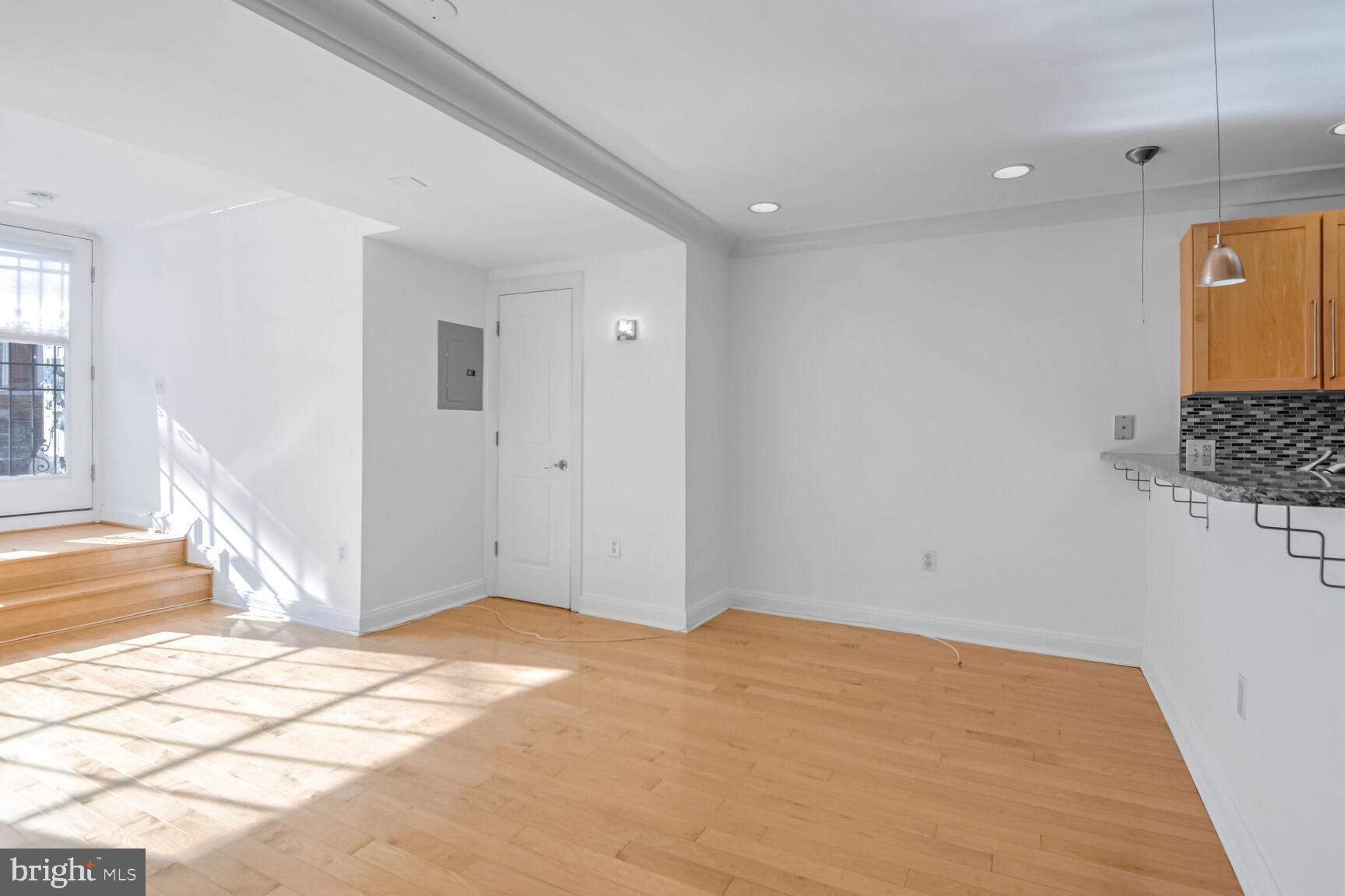 243 FLORIDA AVE NW #1