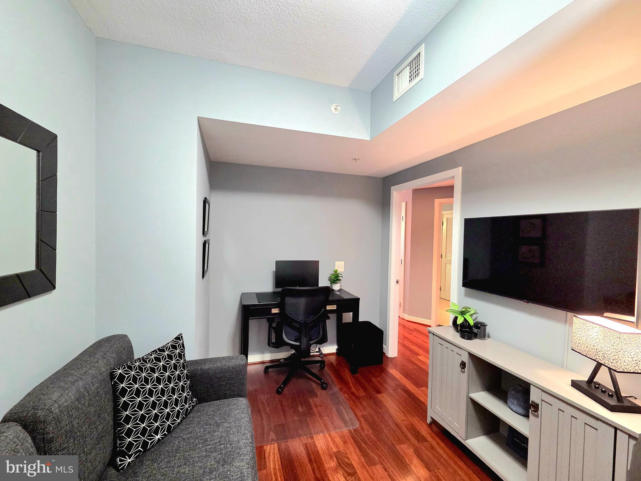 1010 MASSACHUSETTS AVE NW #1105