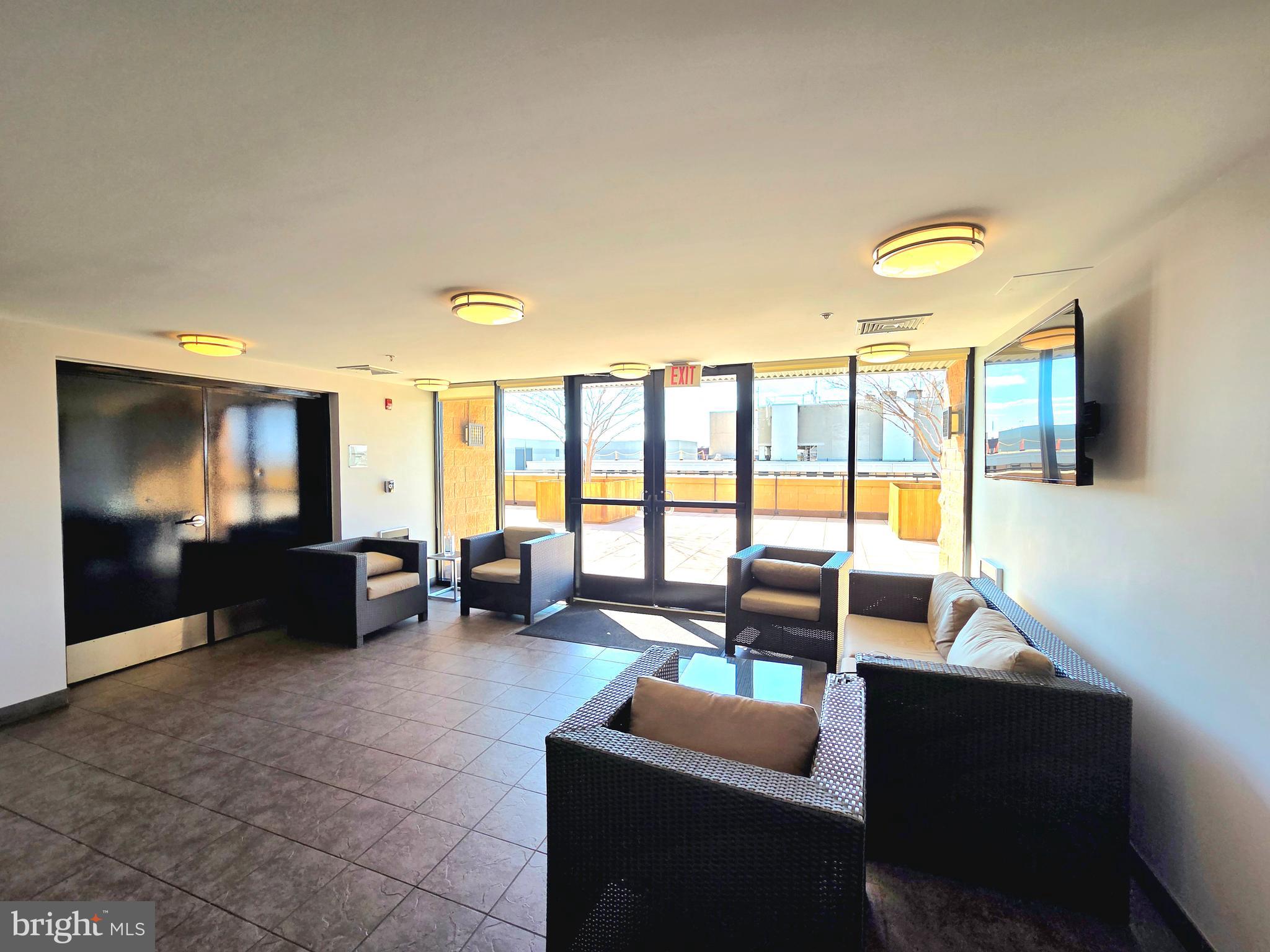 1010 MASSACHUSETTS AVE NW #1105