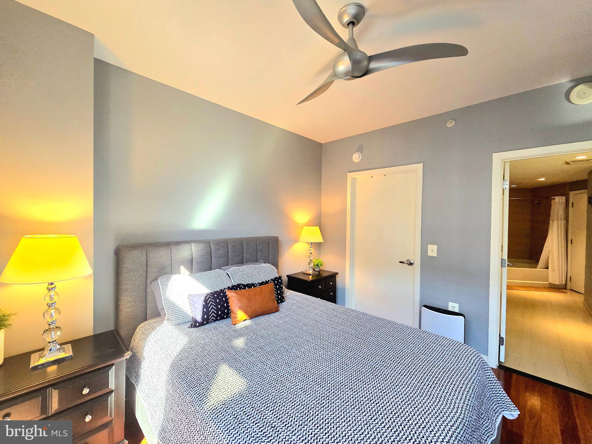 1010 MASSACHUSETTS AVE NW #1105