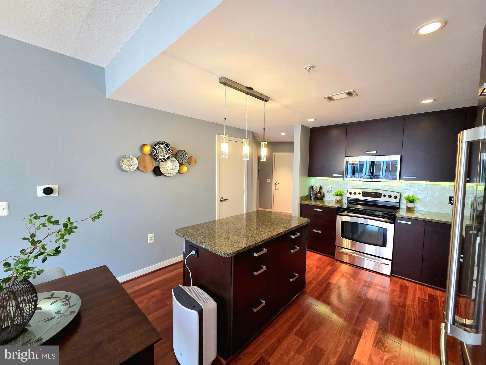 1010 MASSACHUSETTS AVE NW #1105
