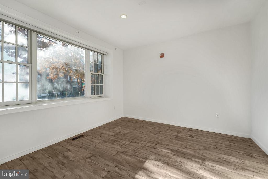 125 NEW YORK AVE NW #A