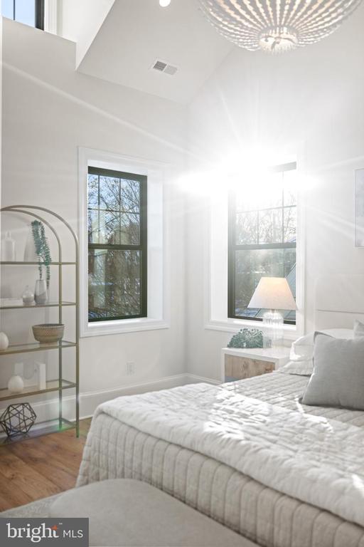 1307 Gallatin St NW