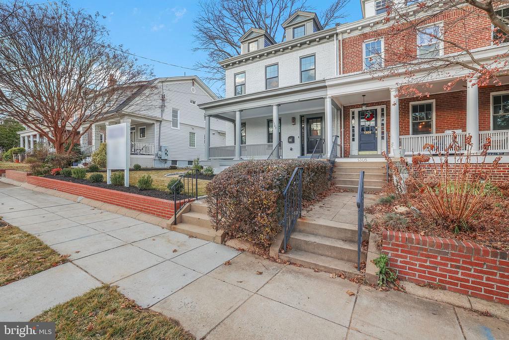 1307 Gallatin St NW