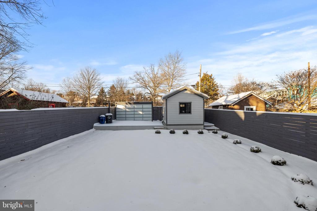 1307 Gallatin St NW
