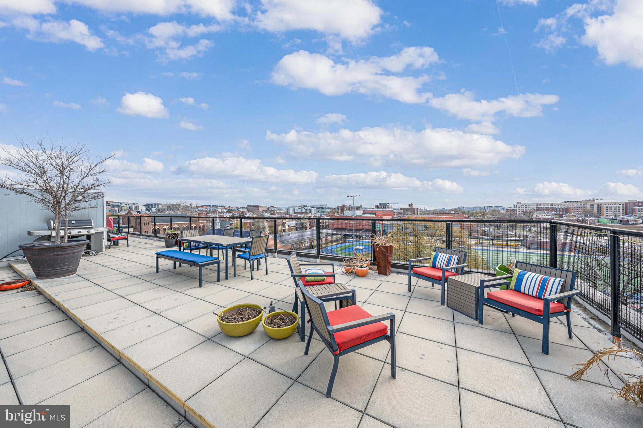 1618 11th St NW #201